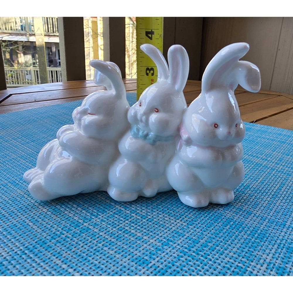 Vintage Ceramic Bunny Figurine Trio White Rabbits Decor Cute Rabbits - Picture 11 of 14